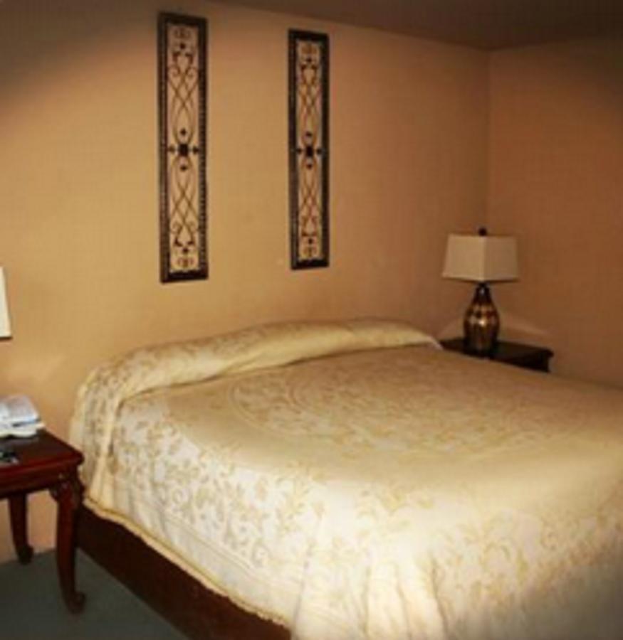 Wagon Wheel Inn Petal Kamer foto